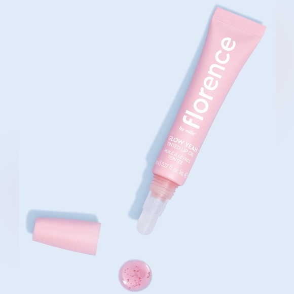 Florence By Mills
Glow Yeah Tinted Lip Oil (8ml) - Picture 3 of 4